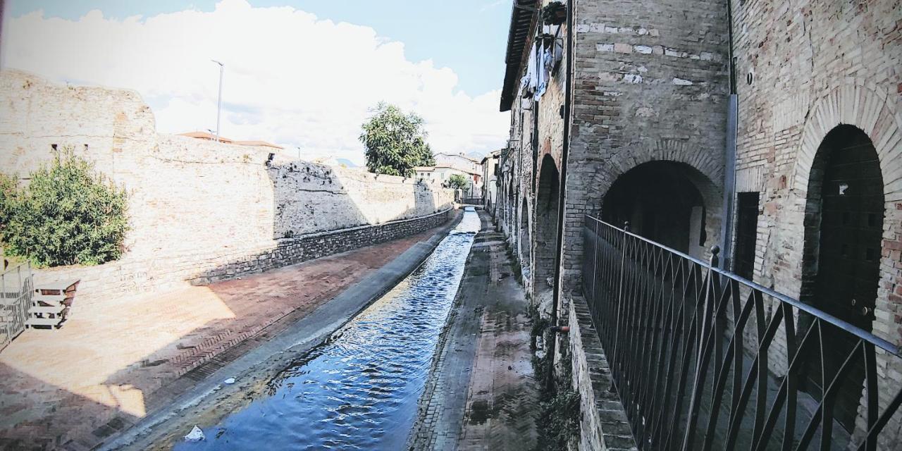 Nonna Tina Casavacanze Foligno Exterior foto